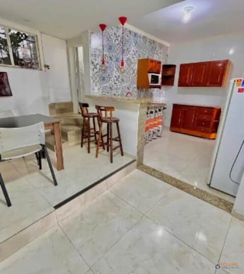 Casa 2 quartos c/ terraço em Califórnia, Nova Iguaçu - RJ