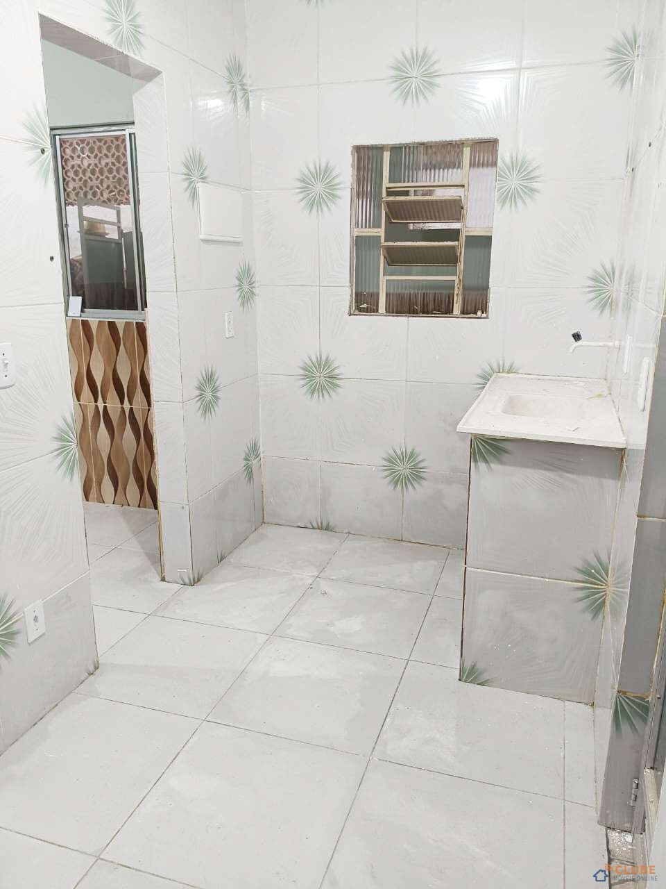 Vila c/ 9 casas e 1 loja em Comendador Soares