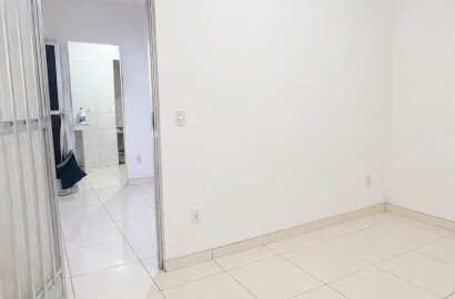 Apartamento 1 quarto com varanda, em Comendador Soares - OL009