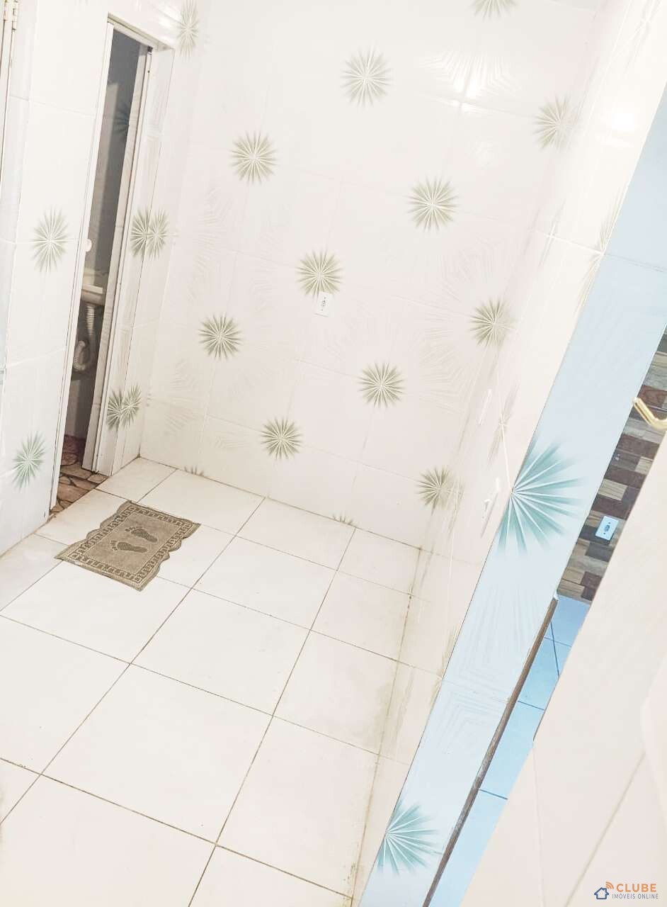 Casa 1 quarto com varanda, em Comendador Soares - OL004