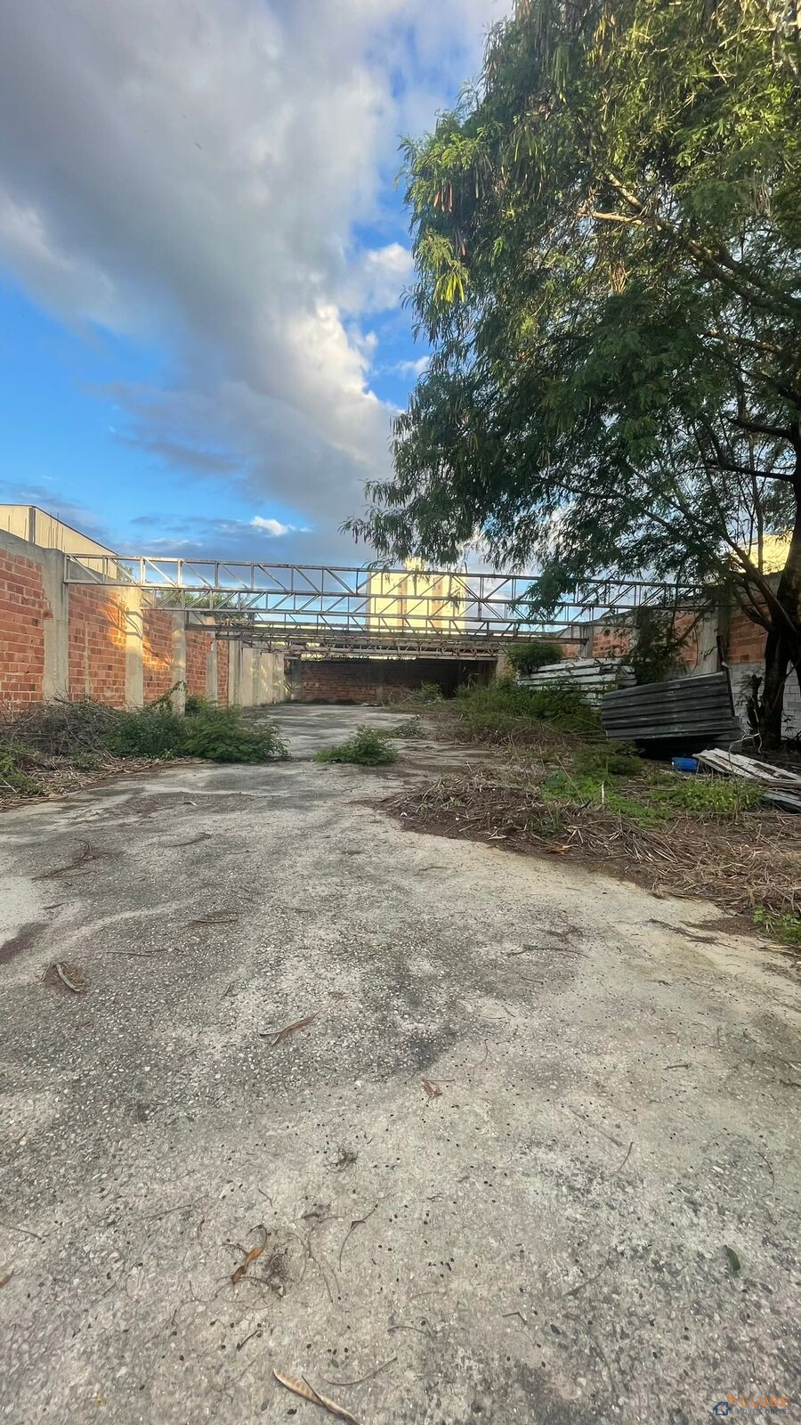 Área Comercial 900m2, em Nova Iguaçu/RJ