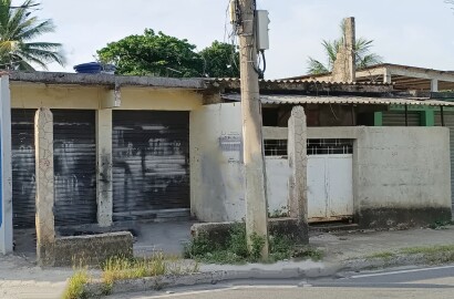 Casa com loja grande e terreno, em Jardim Nova Era, Nova Iguaçu/RJ