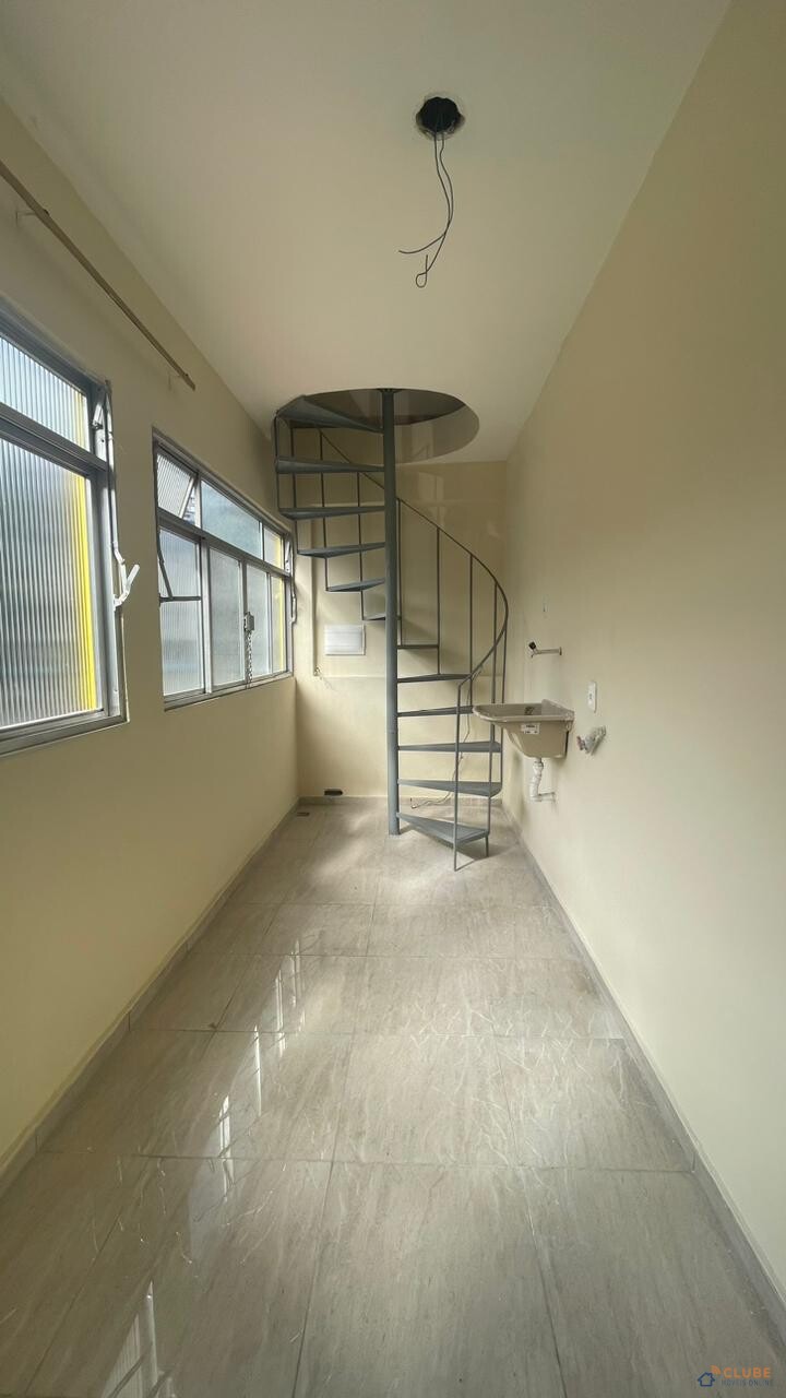 Triplex 3 Quartos, em Rosa dos Ventos