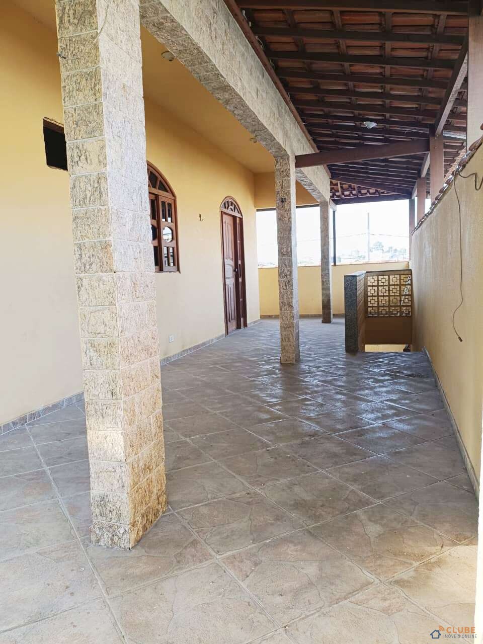 Casa 2 quartos com quintal, em São João de Meriti