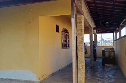 Casa 2 quartos com quintal, em São João de Meriti